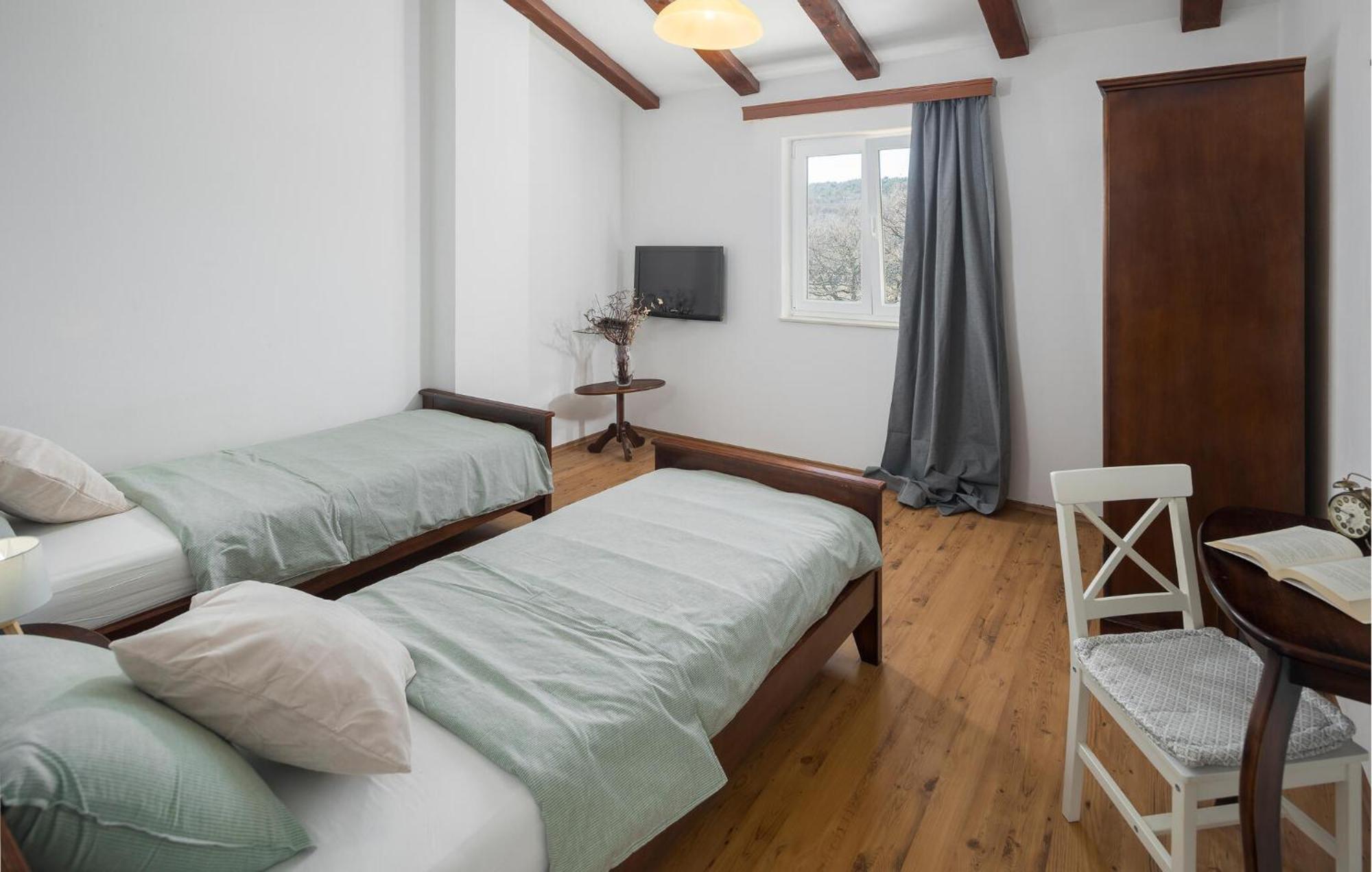 4 Bedroom Beautiful Home In Kranjci Rasa Bagian luar foto