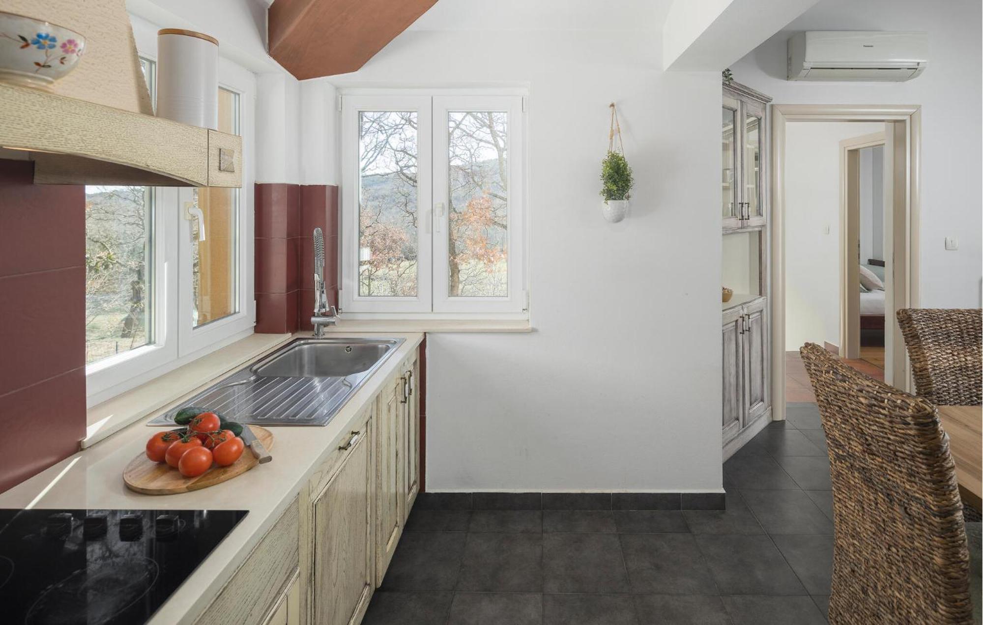 4 Bedroom Beautiful Home In Kranjci Rasa Bagian luar foto