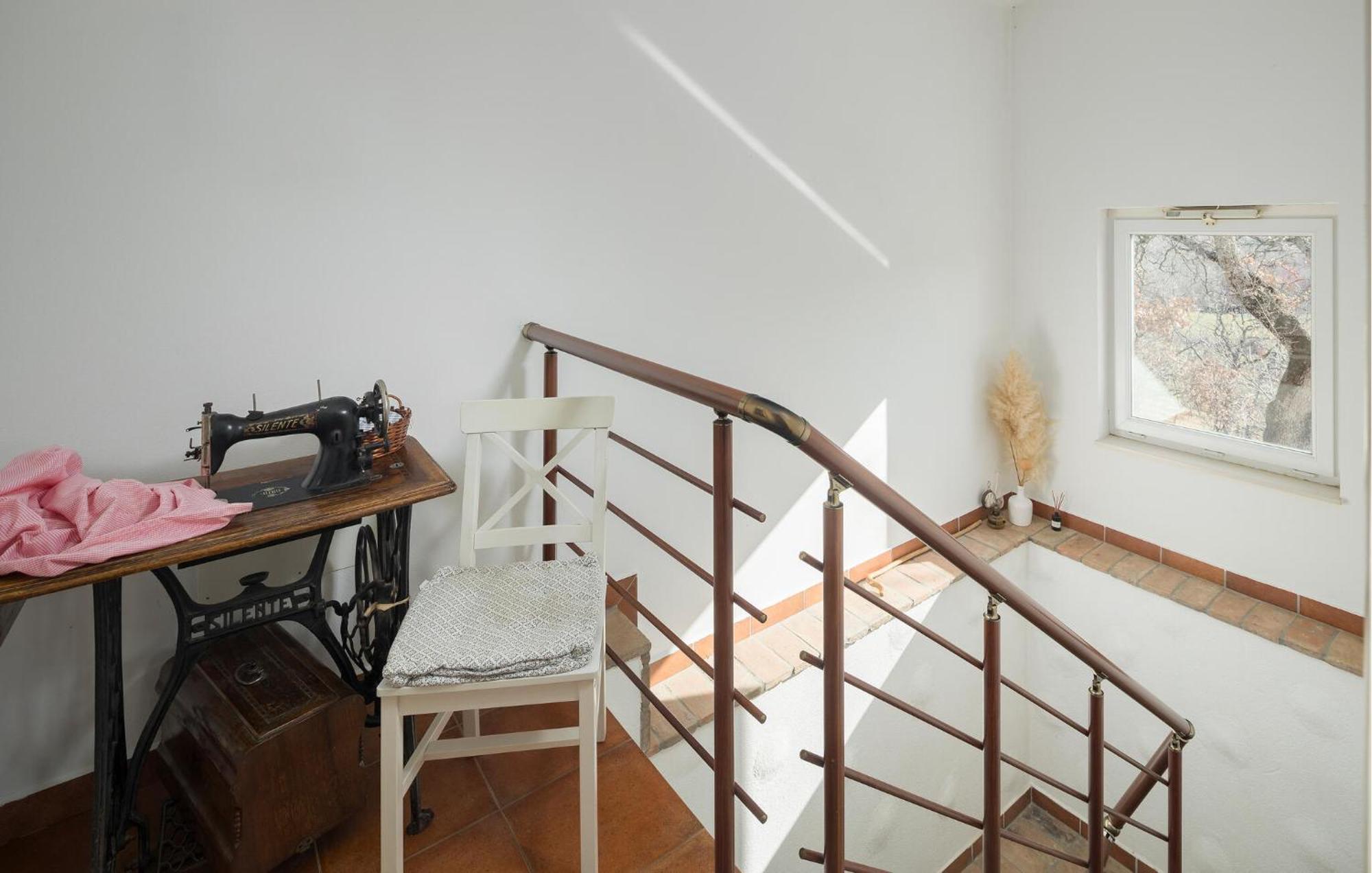 4 Bedroom Beautiful Home In Kranjci Rasa Bagian luar foto